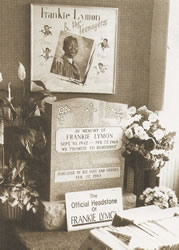 Frankie L's headstone